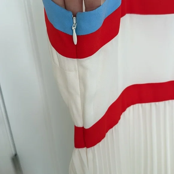 NWT Banana Republic Pleated Midi Dress Size 2. Blue, White And Red - Picture 7 of 9